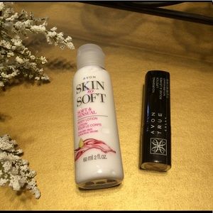 Avon Skin So Soft 2 Oz. & True Color Lipstick⚜️